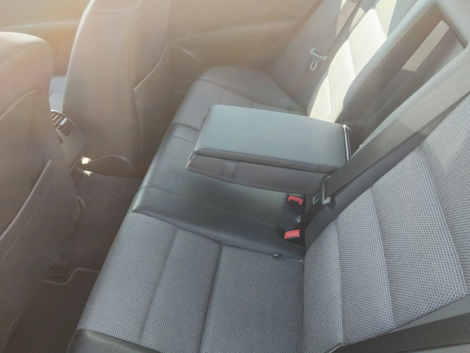 Mercedes-Benz C 250 2.2CDi204 | Mobile.bg   11