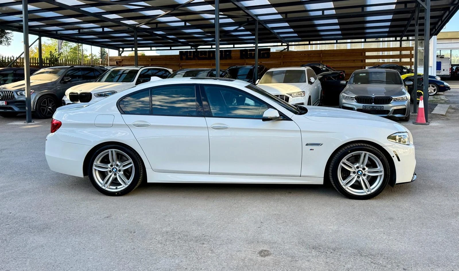BMW 535 xDrive M-Pack  - изображение 4