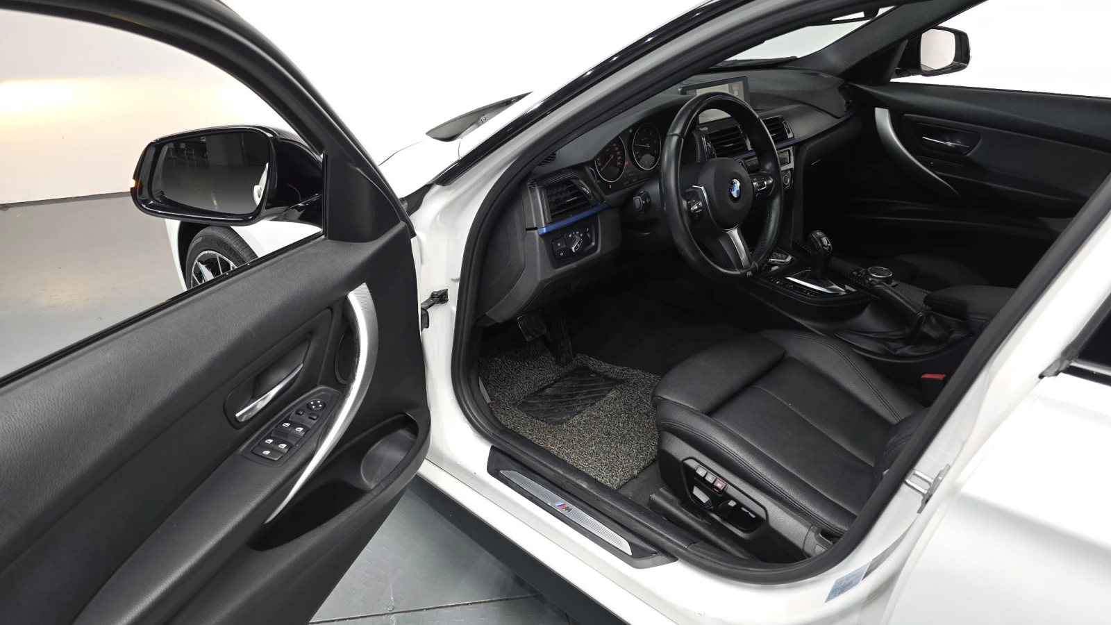 BMW 320 M-Performance EDITION autogeorge.com | Mobile.bg � ����������� 12