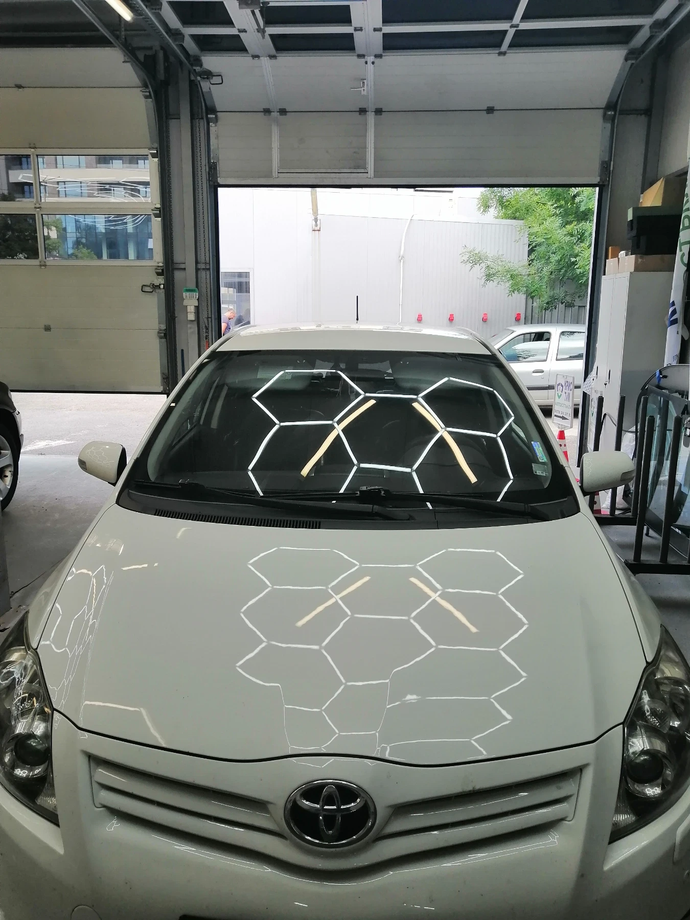 Toyota Auris  - изображение 2