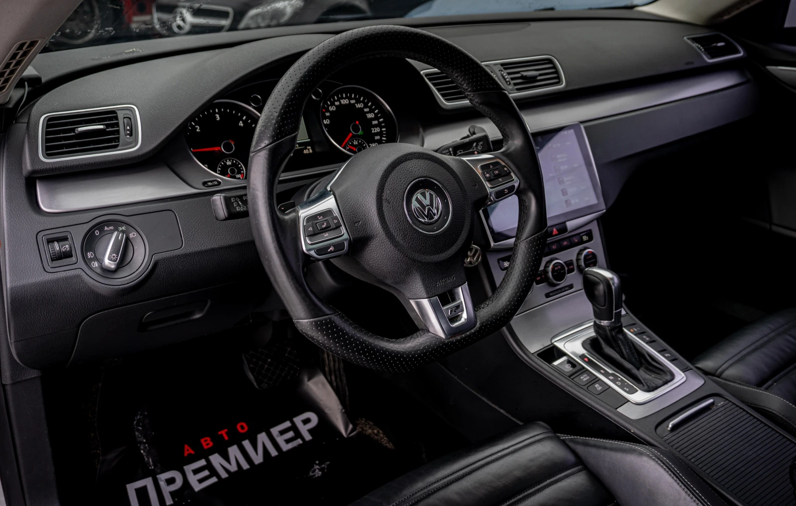 VW CC 2.0TDI-RLine-177HP-ТОП СЪСТОЯНИЕ! - изображение 9