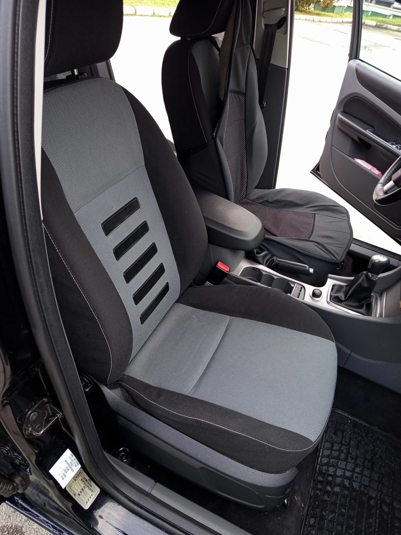 Ford Focus 1.6i ��� | Mobile.bg � ����������� 11