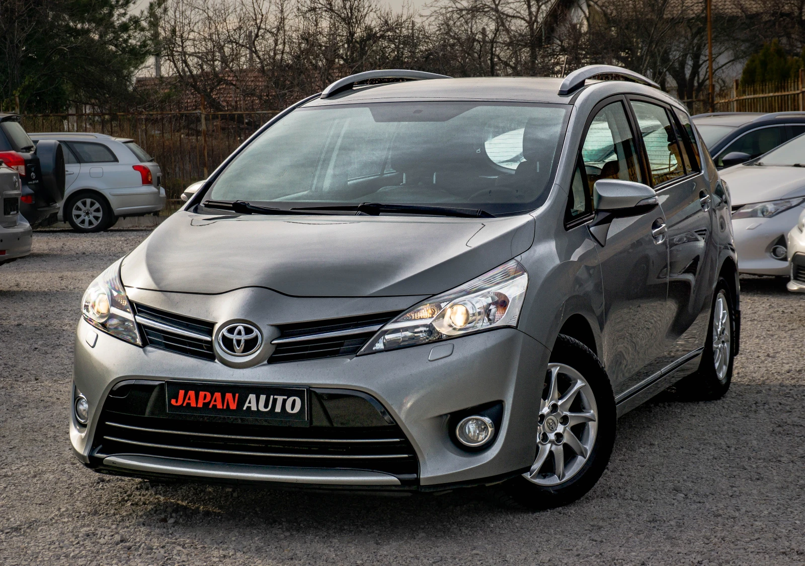 Toyota Verso 1.8 бензин Facelift! С Гаранция! ТОП!  - изображение 2