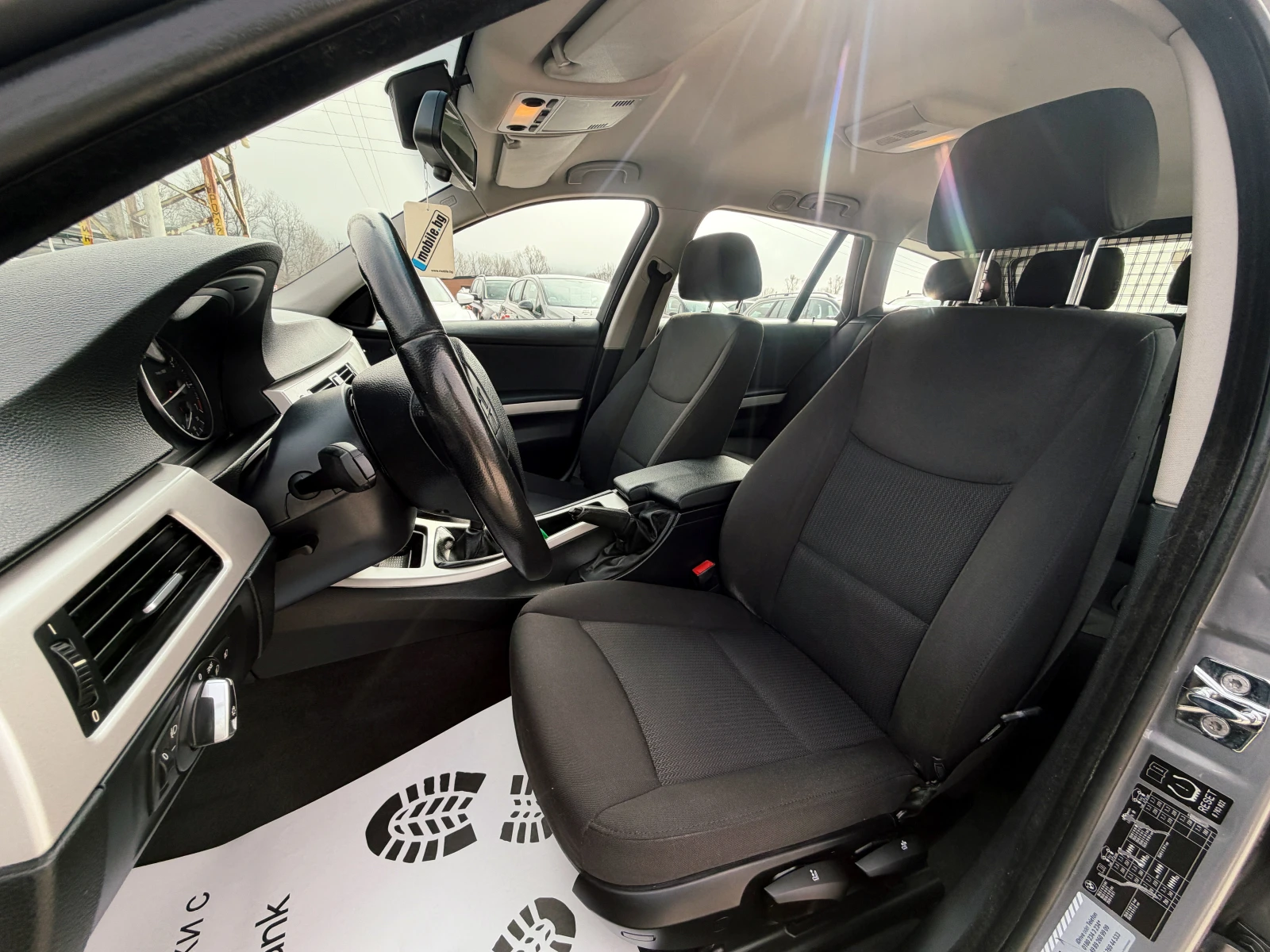 BMW 318 i FACELIFT, снимка 8 - Автомобили и джипове - 53826844