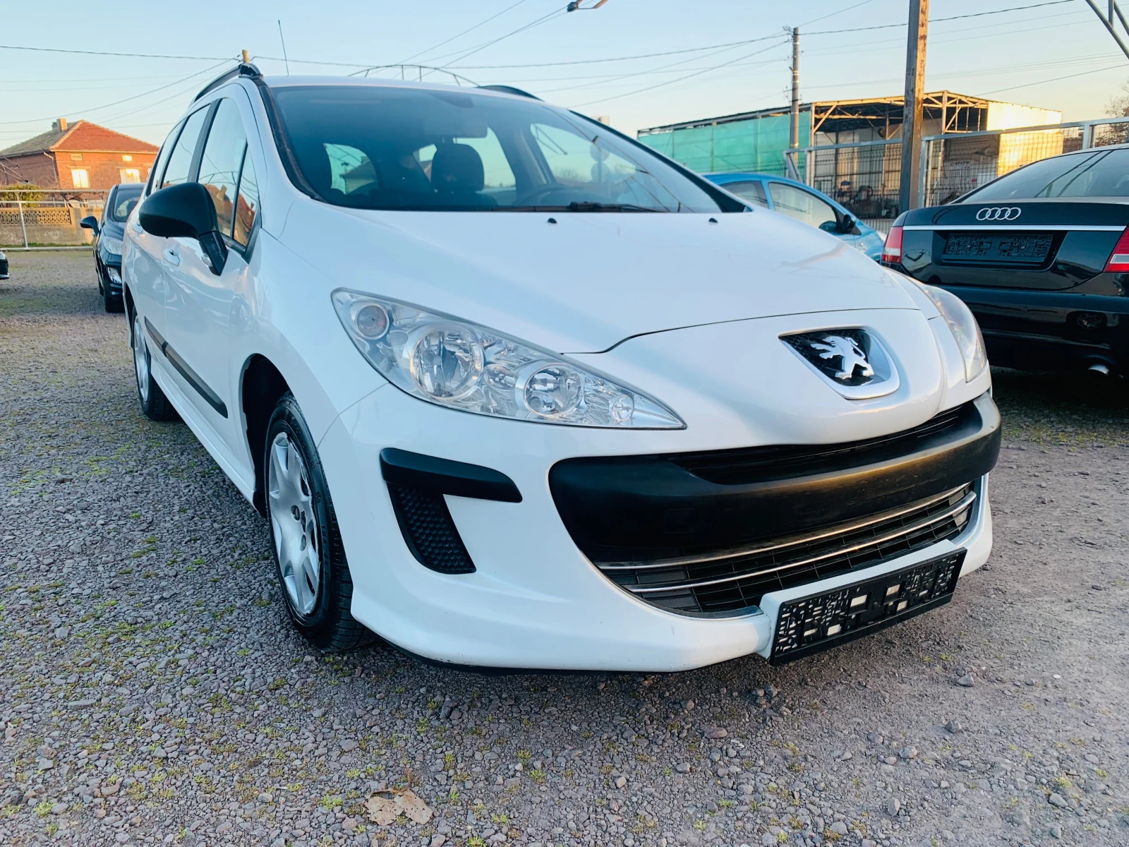 Peugeot 308 1.6hdi 90к.с., снимка 3 - Автомобили и джипове - 53829656