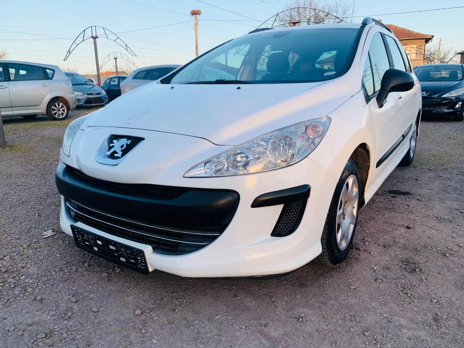 Peugeot 308 1.6hdi 90к.с.