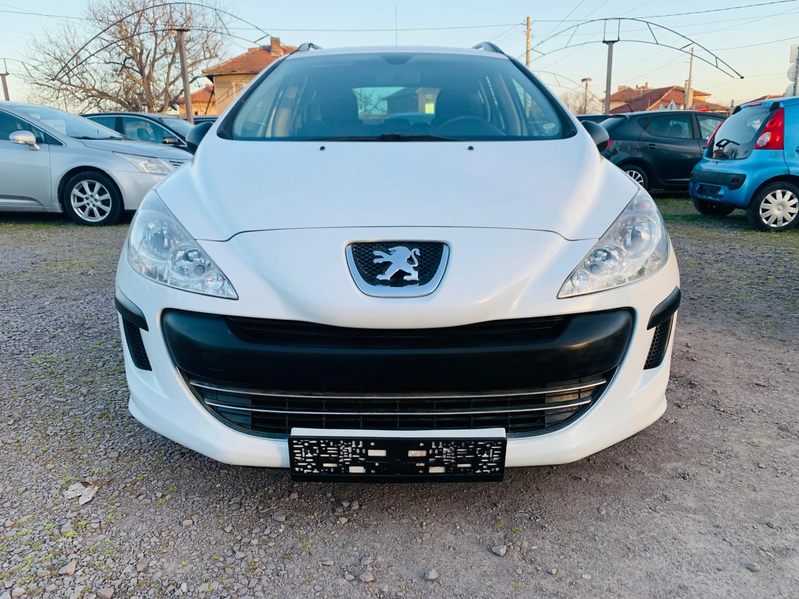 Peugeot 308 1.6hdi 90к.с., снимка 2 - Автомобили и джипове - 53829656