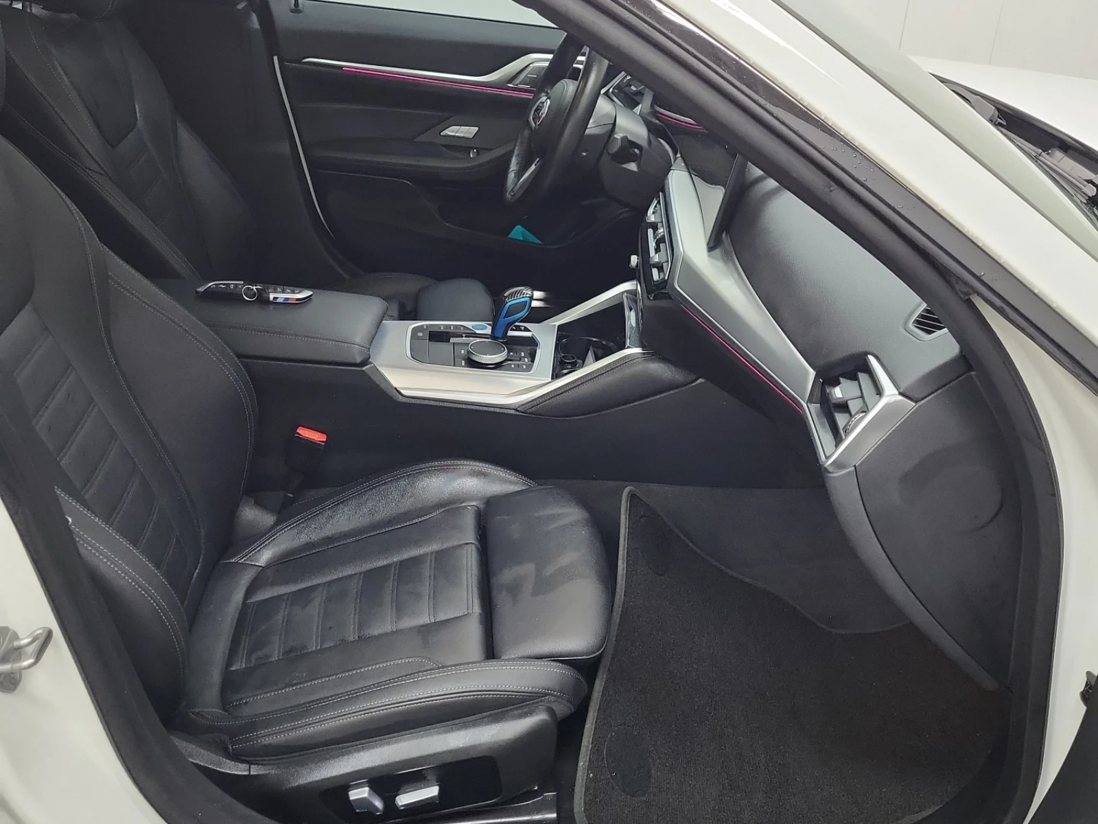 BMW i4 EDRIVE40 | HARMAN/KARDON | ������� | KEYLESS |  | Mobile.bg � ����������� 15