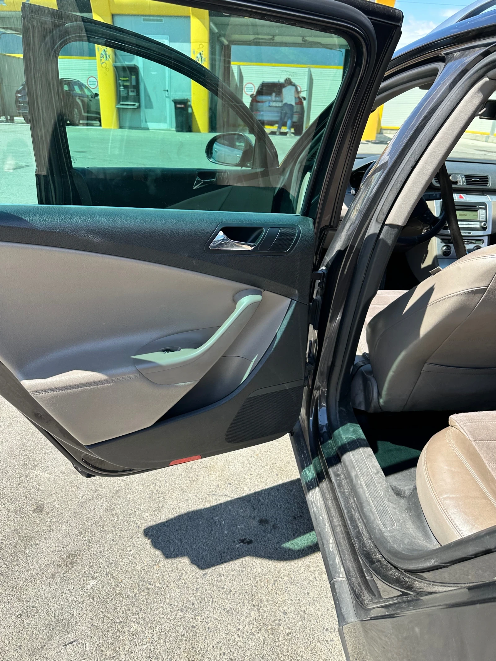 VW Passat, снимка 8 - Автомобили и джипове - 54740767