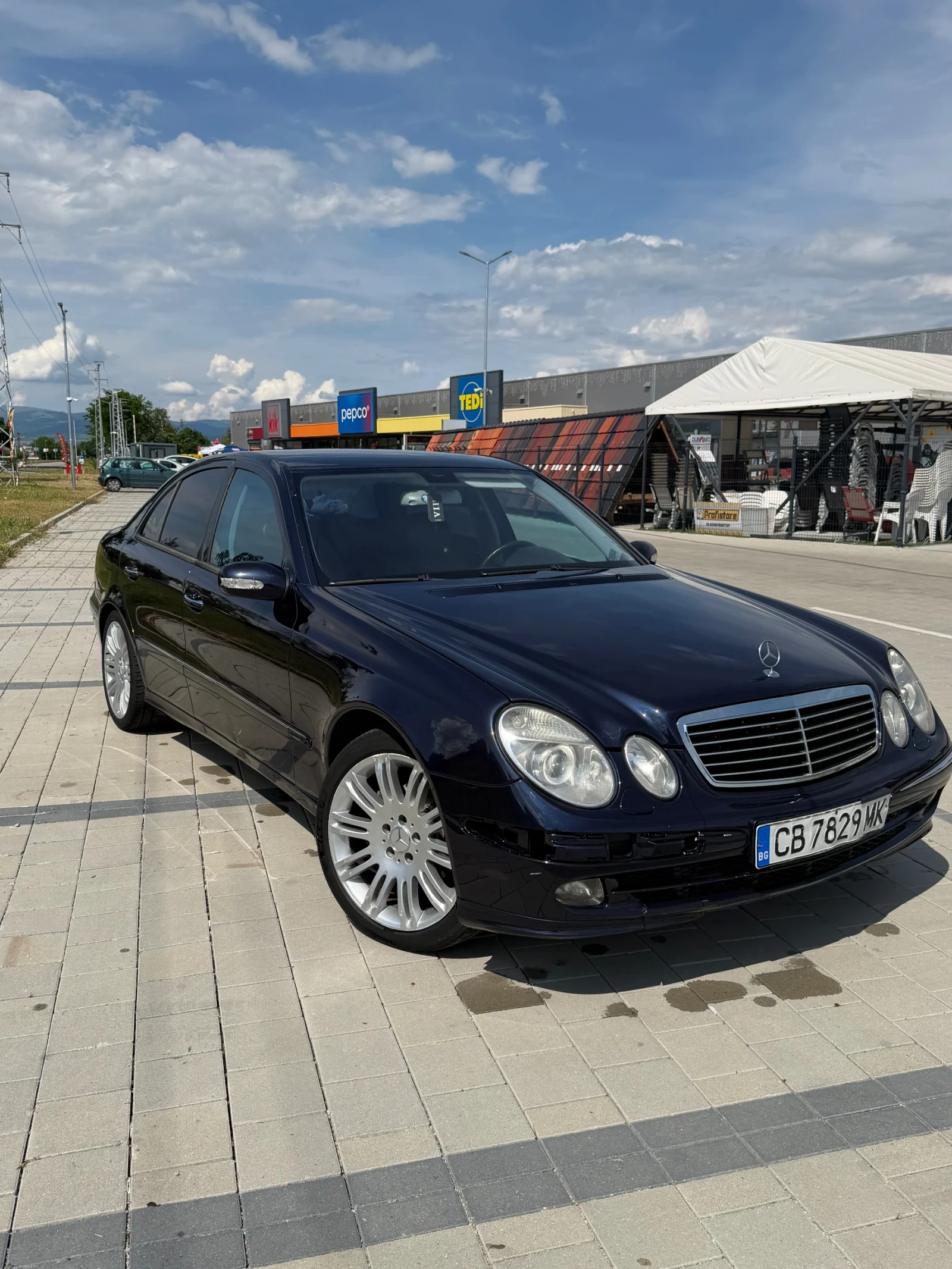 Mercedes-Benz E 270