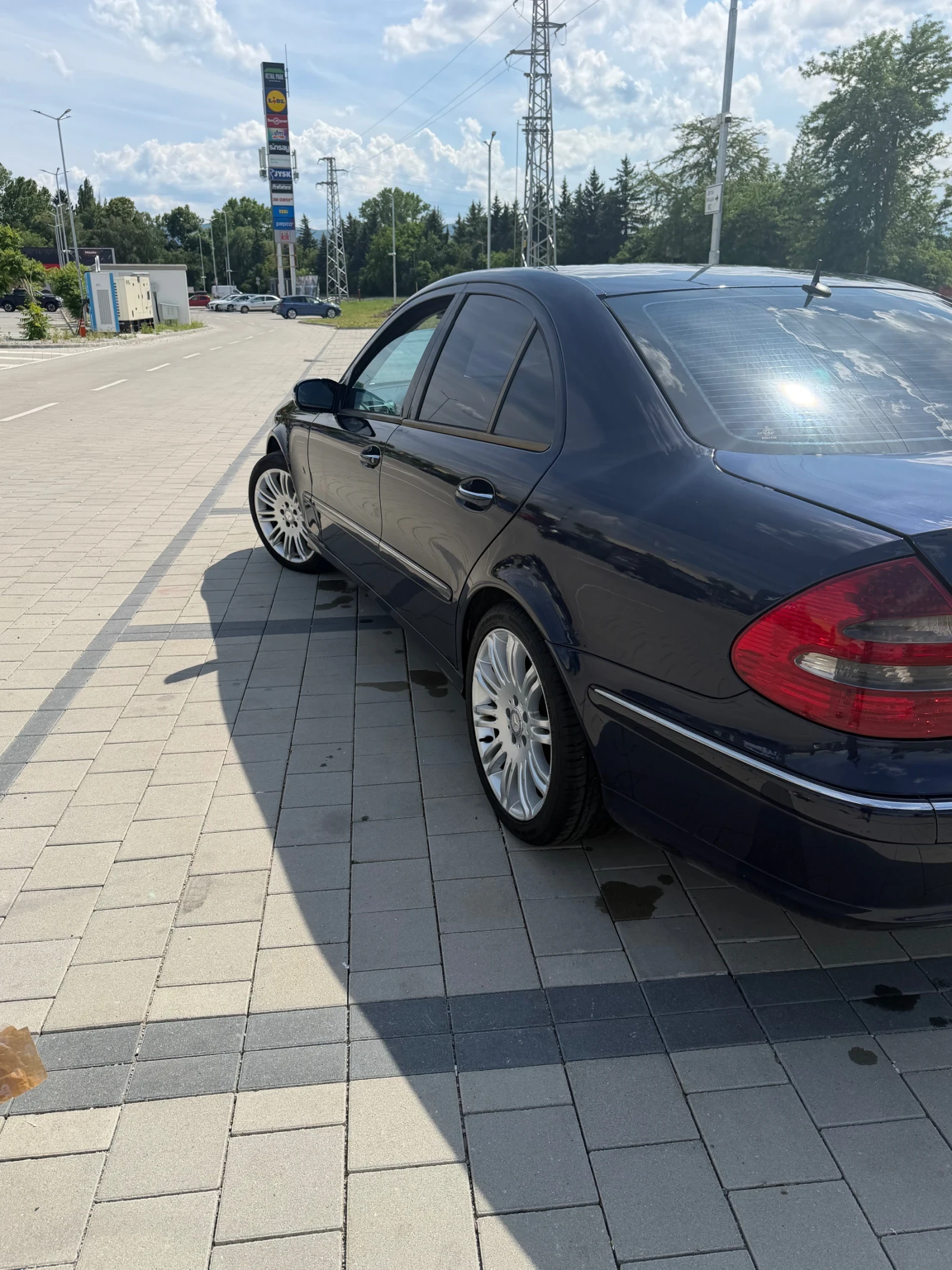 Mercedes-Benz E 270, снимка 4 - Автомобили и джипове - 54822428