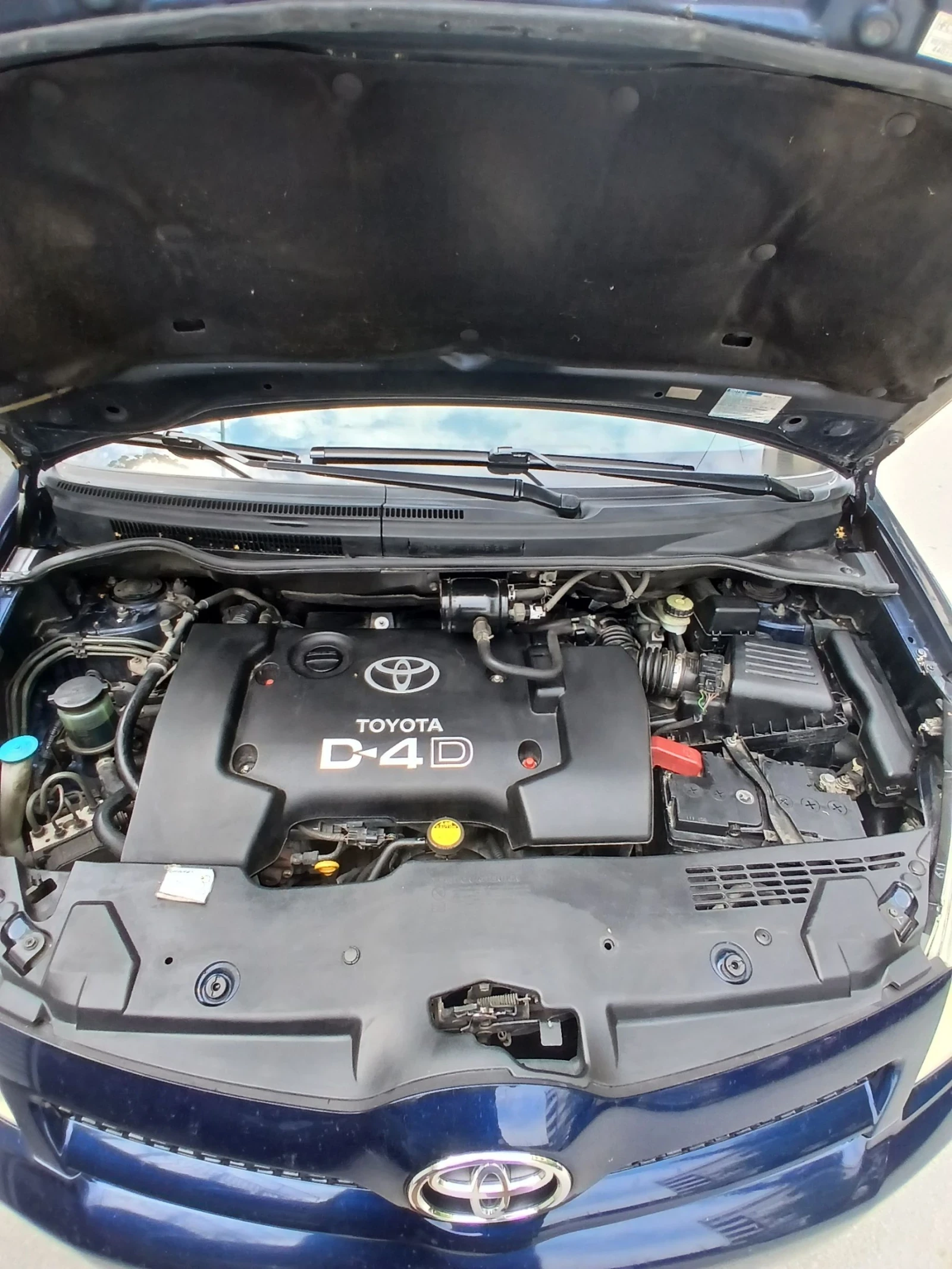 Toyota Corolla verso, снимка 7 - Автомобили и джипове - 55079297