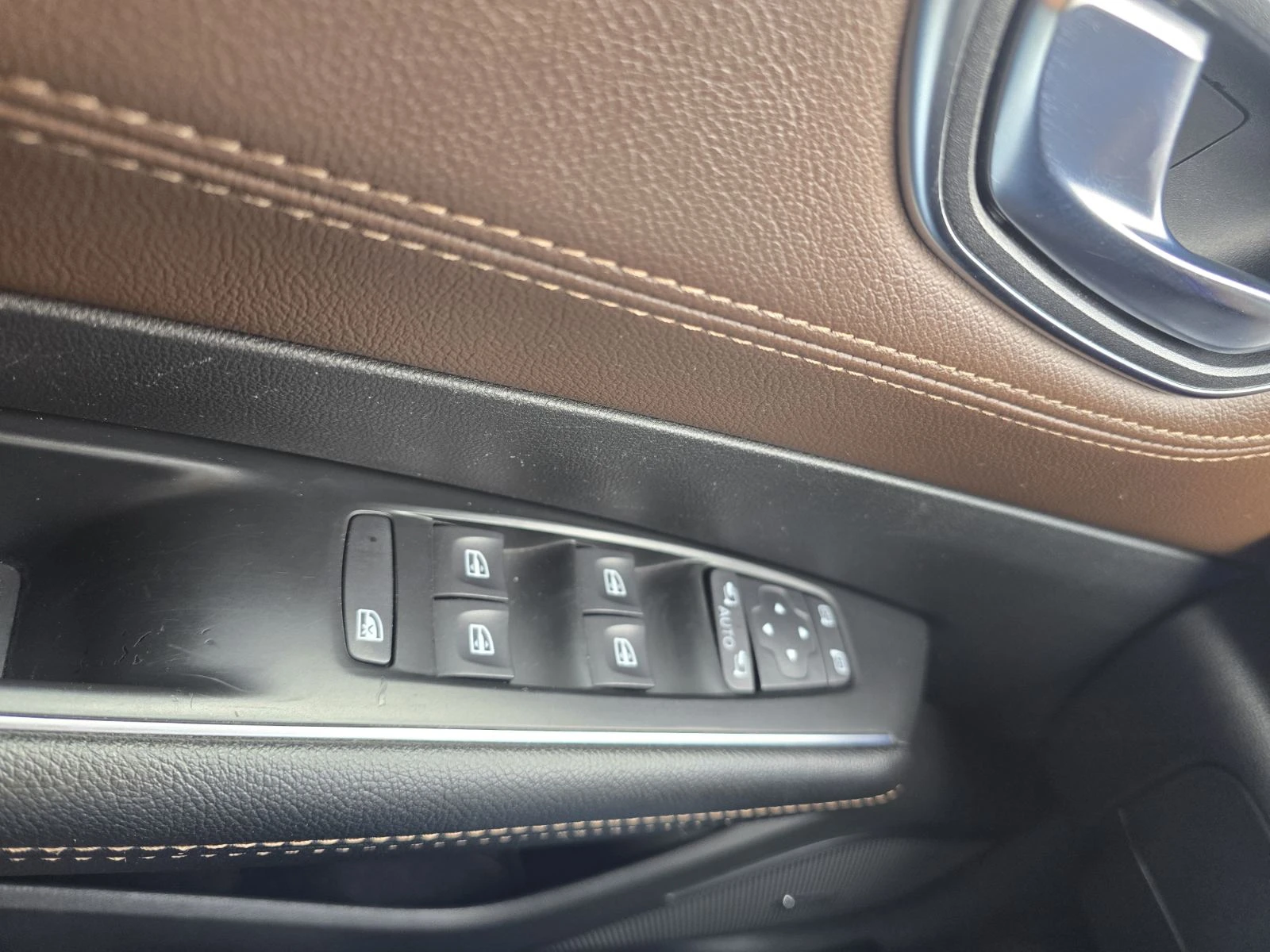 Renault Talisman 1.6 dCi 160 EDC, снимка 12 - Автомобили и джипове - 55457194