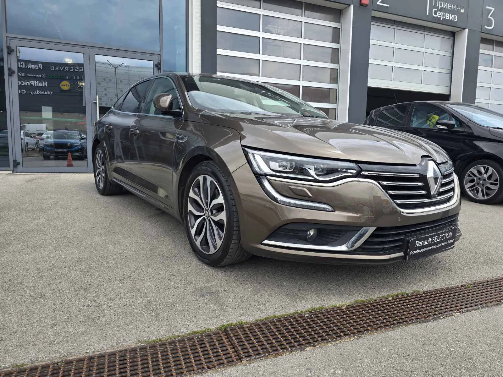 Renault Talisman 1.6 dCi 160 EDC, снимка 2 - Автомобили и джипове - 55457194