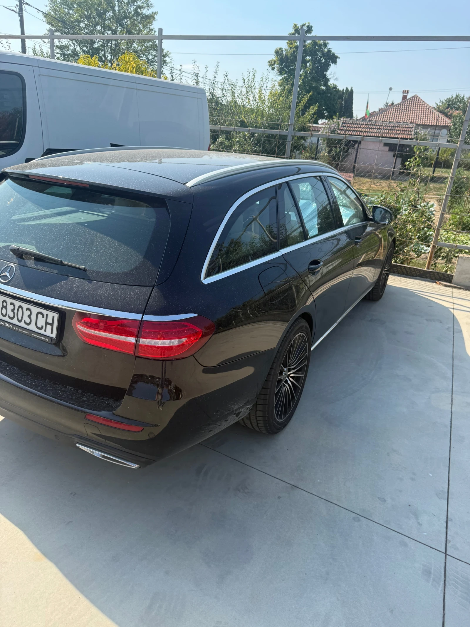 Mercedes-Benz E 400, снимка 2 - Автомобили и джипове - 55644137