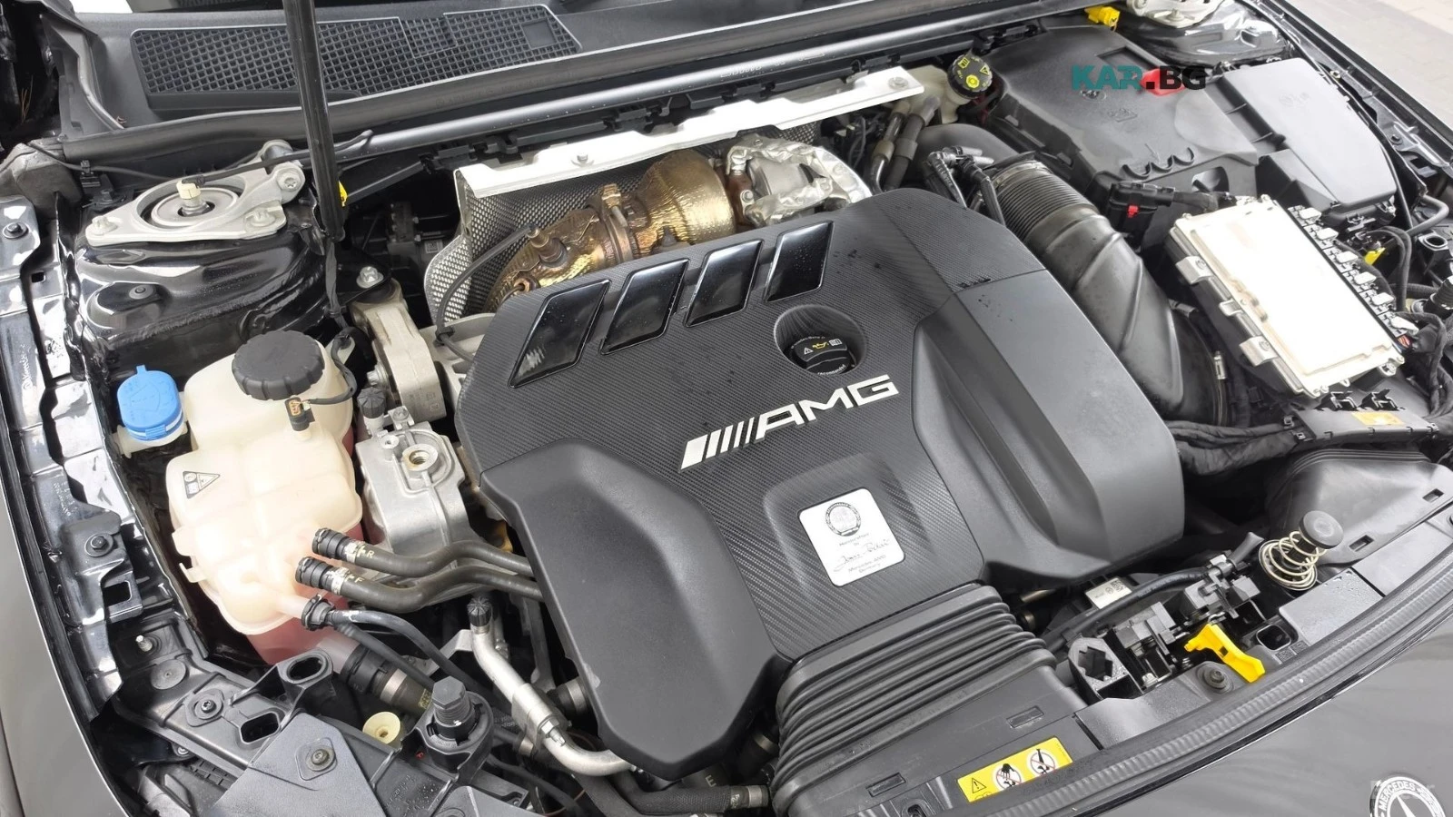 Mercedes-Benz A45 AMG 4MATIC+ * КОЖА* ПОДГРЕВ* КАМЕРА* ПАНОРАМА* , снимка 6 - Автомобили и джипове - 55898445