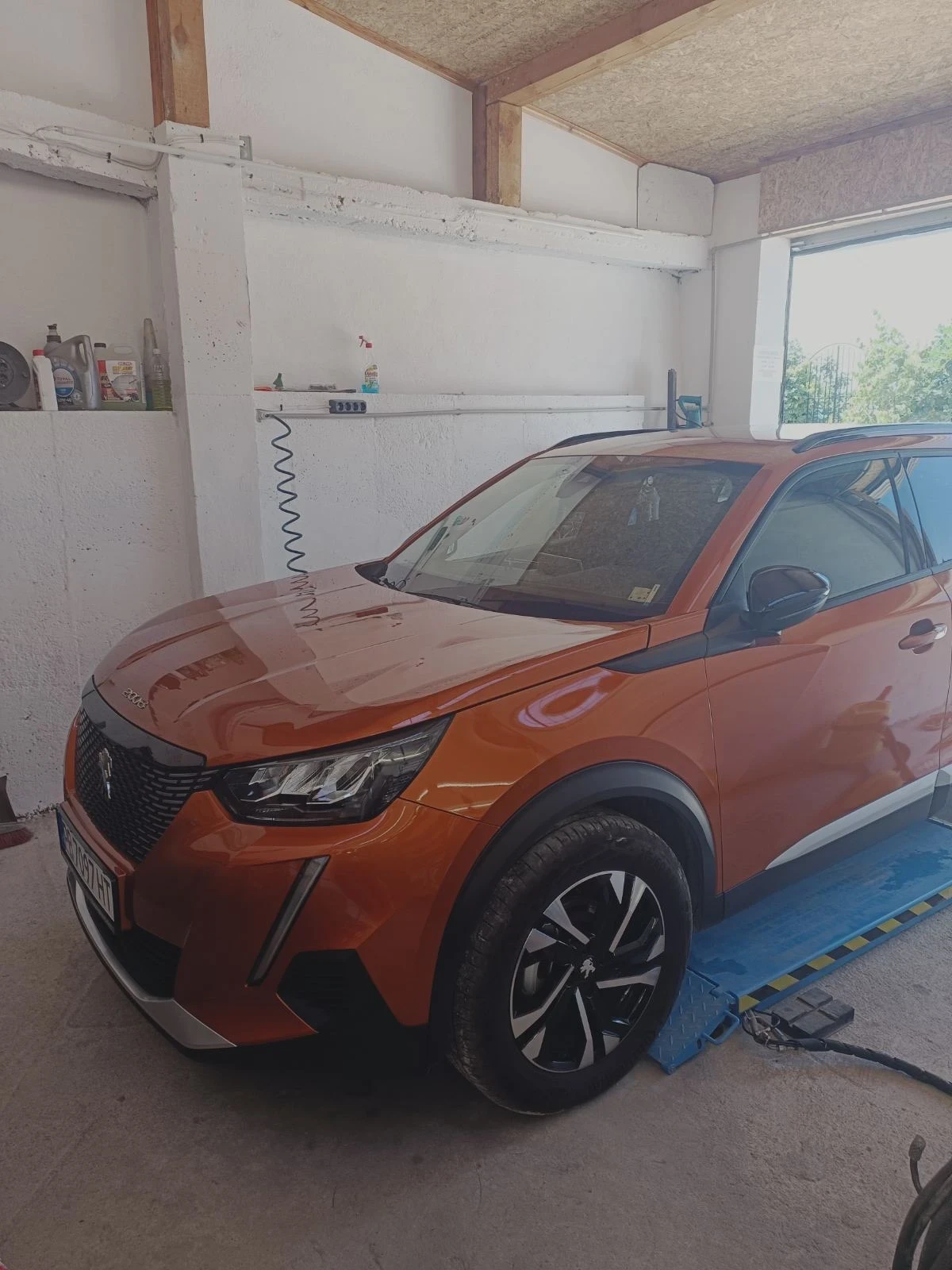 Peugeot 2008, снимка 8 - Автомобили и джипове - 55968300