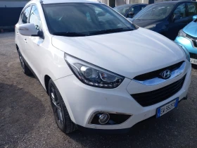 Hyundai IX35 1.7CRDI-89Х.КМ-KEYLESS GO-NAVI-КАМЕРА-КОЖА-ПОДГРЕВ, снимка 2