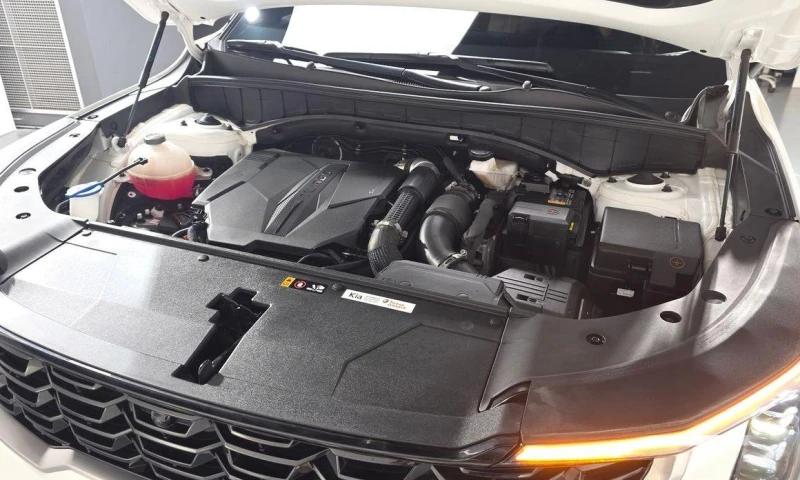 Kia Sorento Gasoline 2.5T 2WD Noblesse, снимка 6 - Автомобили и джипове - 52109280