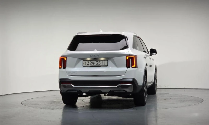 Kia Sorento Gasoline 2.5T 2WD Noblesse, снимка 4 - Автомобили и джипове - 52109280