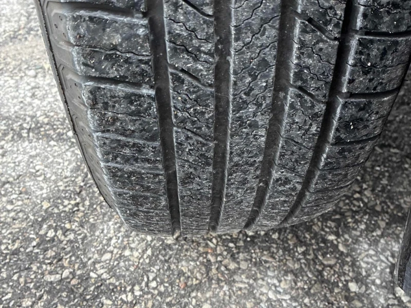 Audi Q5 * Komfort * CARFAX * БЕЗ ПЪРВОНАЧАЛНА ВНОСКА, снимка 13 - Автомобили и джипове - 52975592