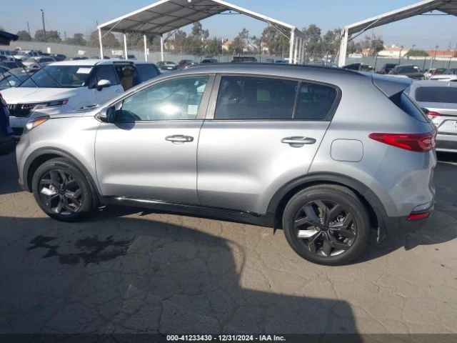 Kia Sportage * NIGHTFALL EDITION* CARFAX* , снимка 8 - Автомобили и джипове - 49375010