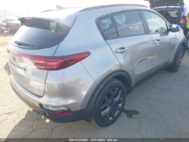 Kia Sportage * NIGHTFALL EDITION* CARFAX* , снимка 4 - Автомобили и джипове - 49375010