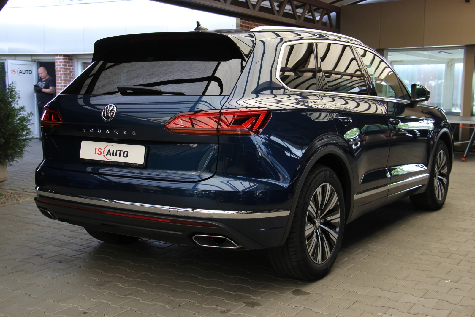 VW Touareg 4.0TDI/Virtual/FullLed/4Motion - изображение 4