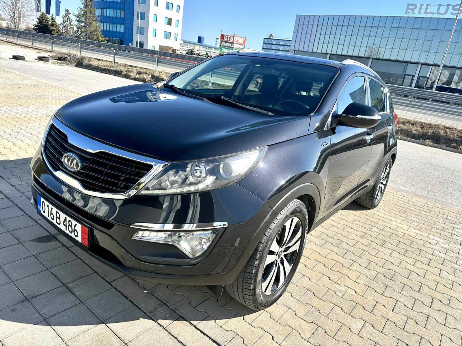 Kia Sportage 2.0 PREMIUM-FULL-4x4 | Mobile.bg — изображение 1
