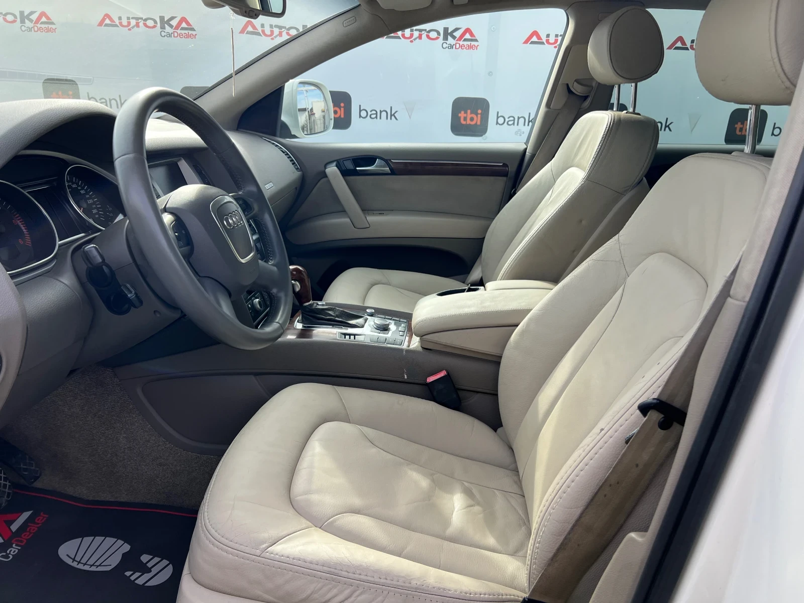Audi Q7 4.2TDI-326кс= 7МЕСТА= ПАНОРАМА= КАМЕРА= ПОДГРЕВ - изображение 7