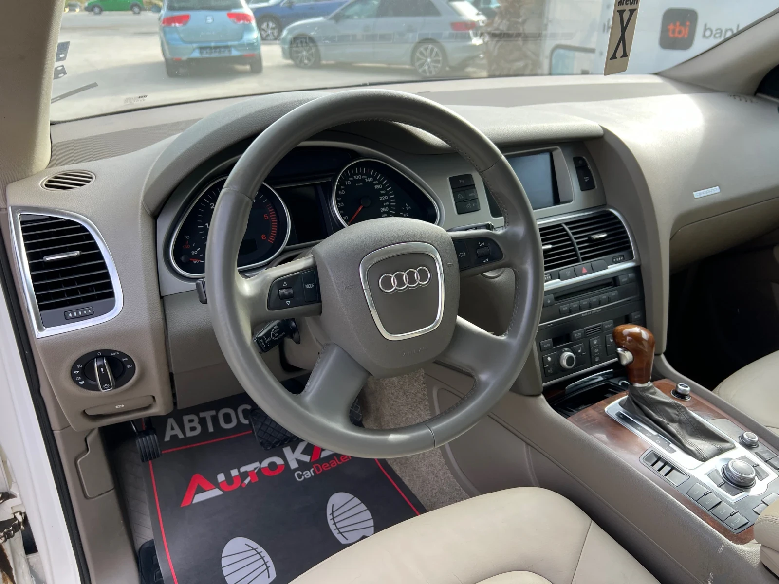 Audi Q7 4.2TDI-326кс= 7МЕСТА= ПАНОРАМА= КАМЕРА= ПОДГРЕВ - изображение 8