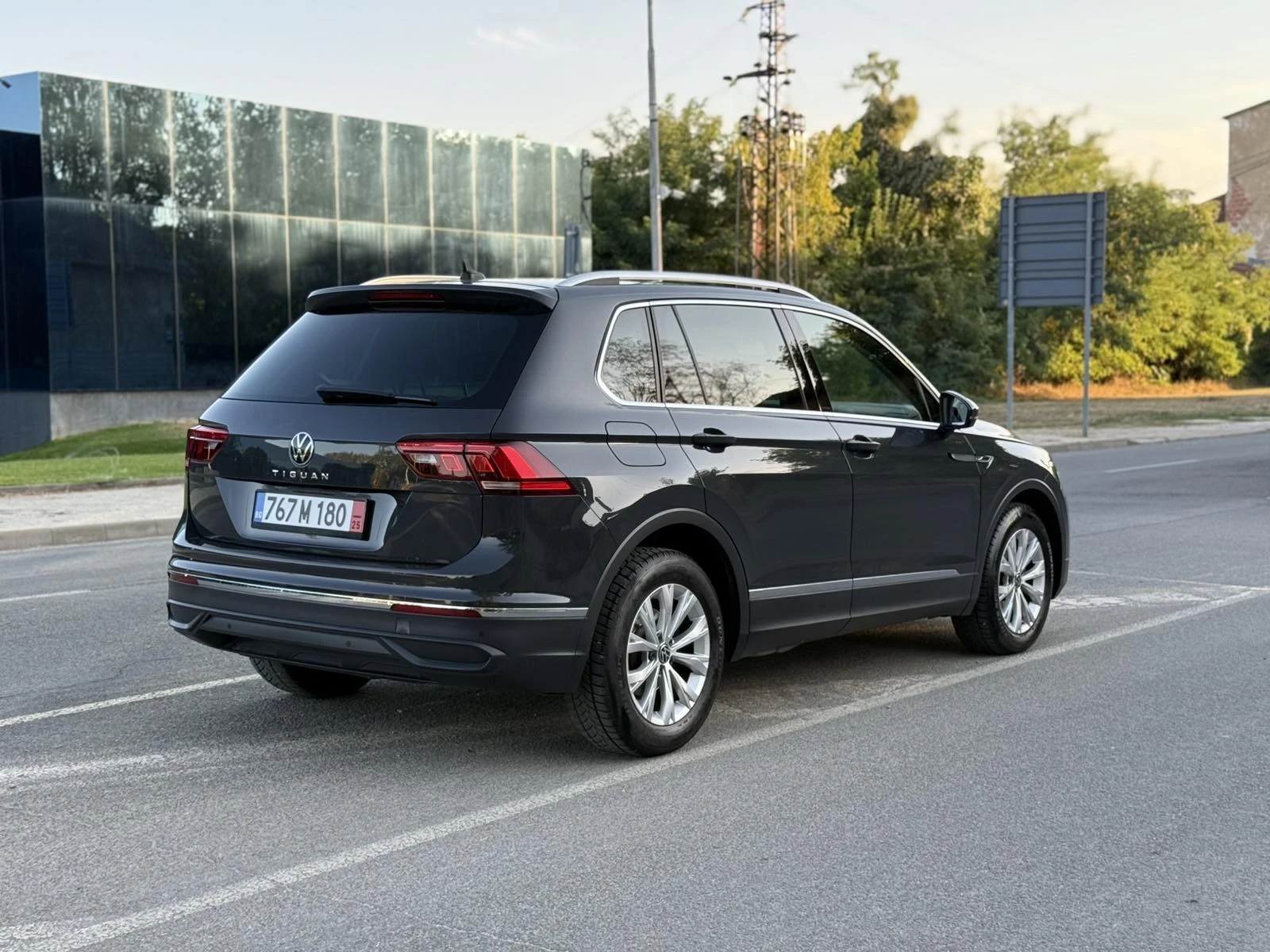 VW Tiguan  - изображение 6