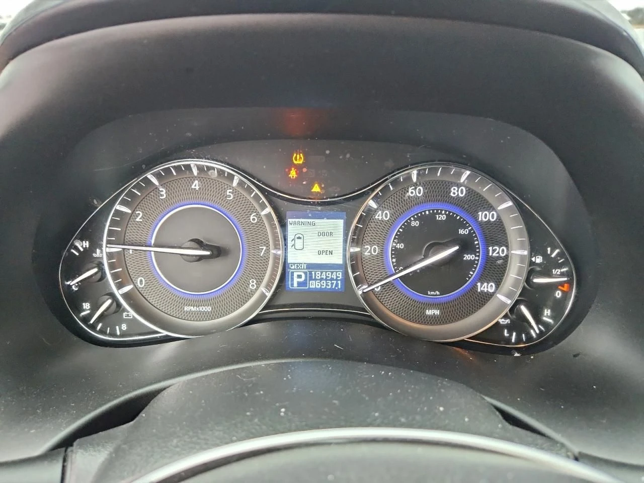 Infiniti QX56  - изображение 9