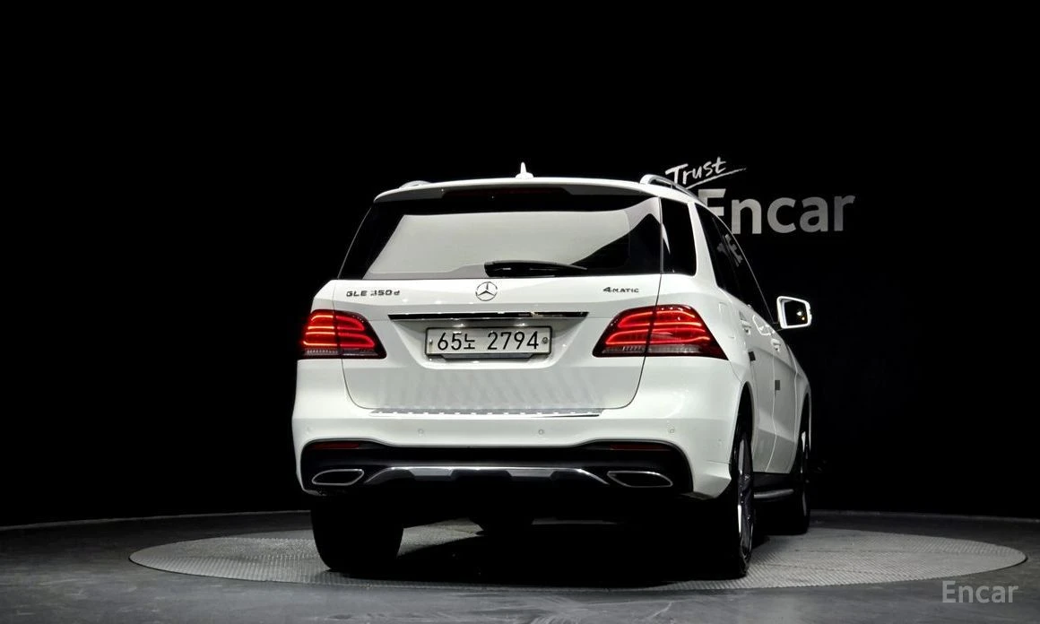 Mercedes-Benz GLE 350  - изображение 4