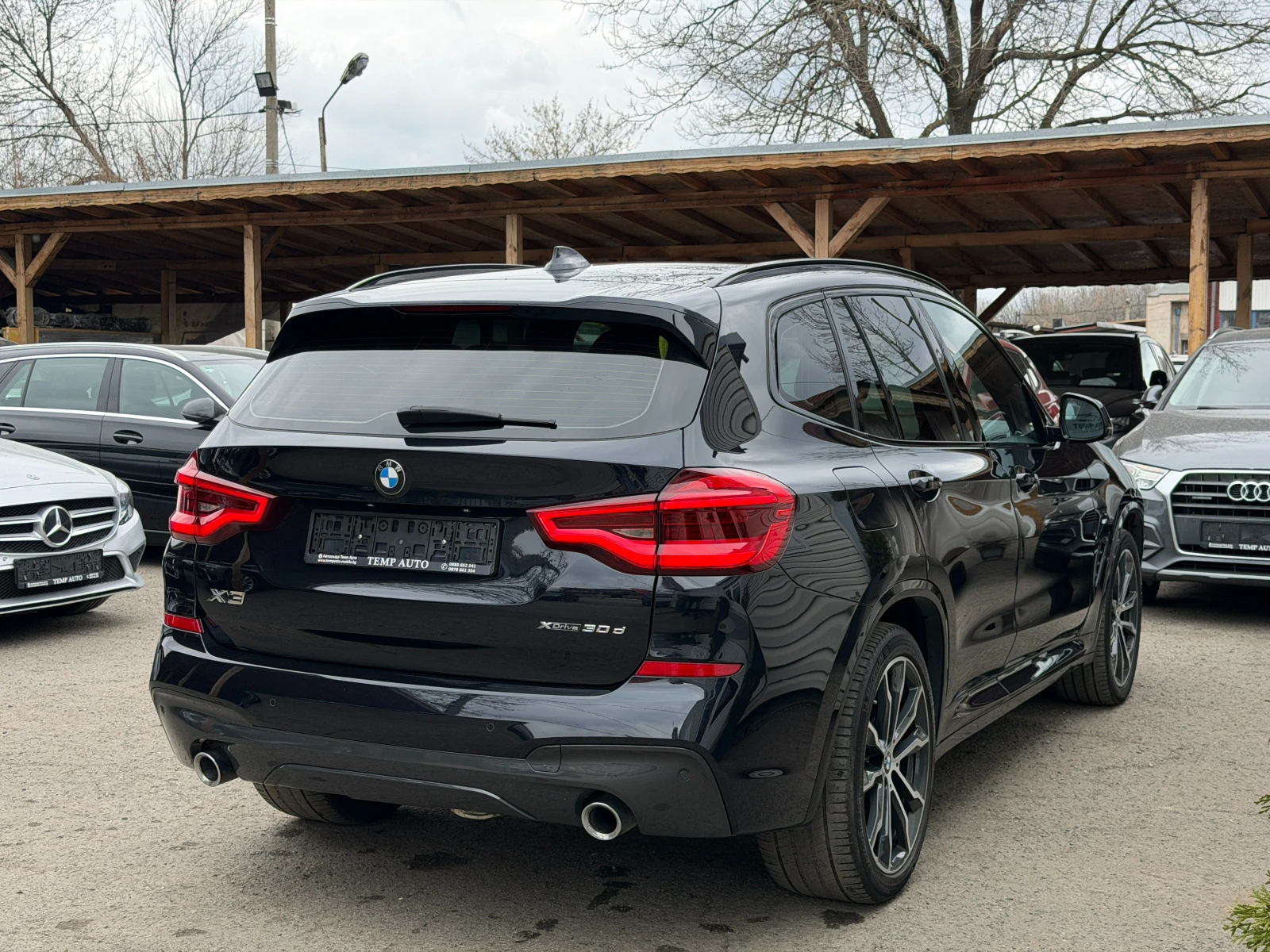 BMW X3 3.0D* M-Sport* СЕРВИЗНА КНИЖКА С ПЪЛНА ИСТОРИЯ В B, снимка 4 - Автомобили и джипове - 53924793