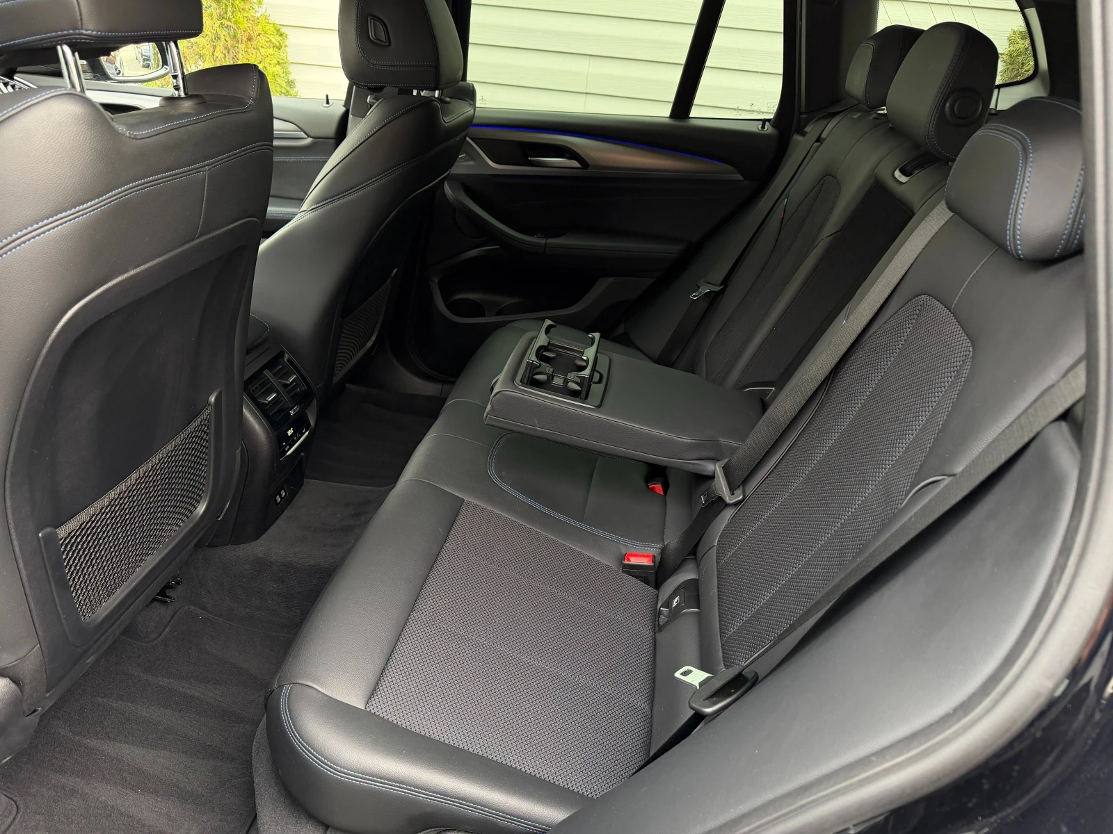 BMW X3 3.0D* M-Sport* СЕРВИЗНА КНИЖКА С ПЪЛНА ИСТОРИЯ В B, снимка 8 - Автомобили и джипове - 53924793