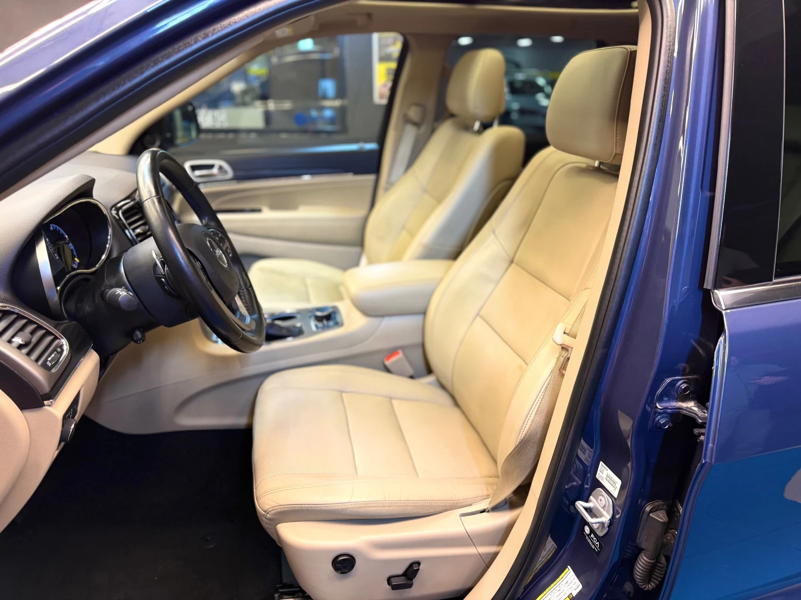 Jeep Grand cherokee 5.7 Trail Rated, снимка 8 - Автомобили и джипове - 54017784