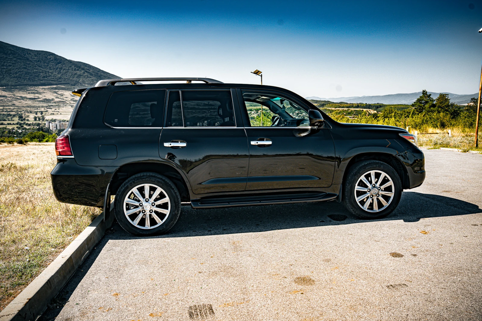 Lexus LX 570 V8 4x4, снимка 5 - Автомобили и джипове - 55598375