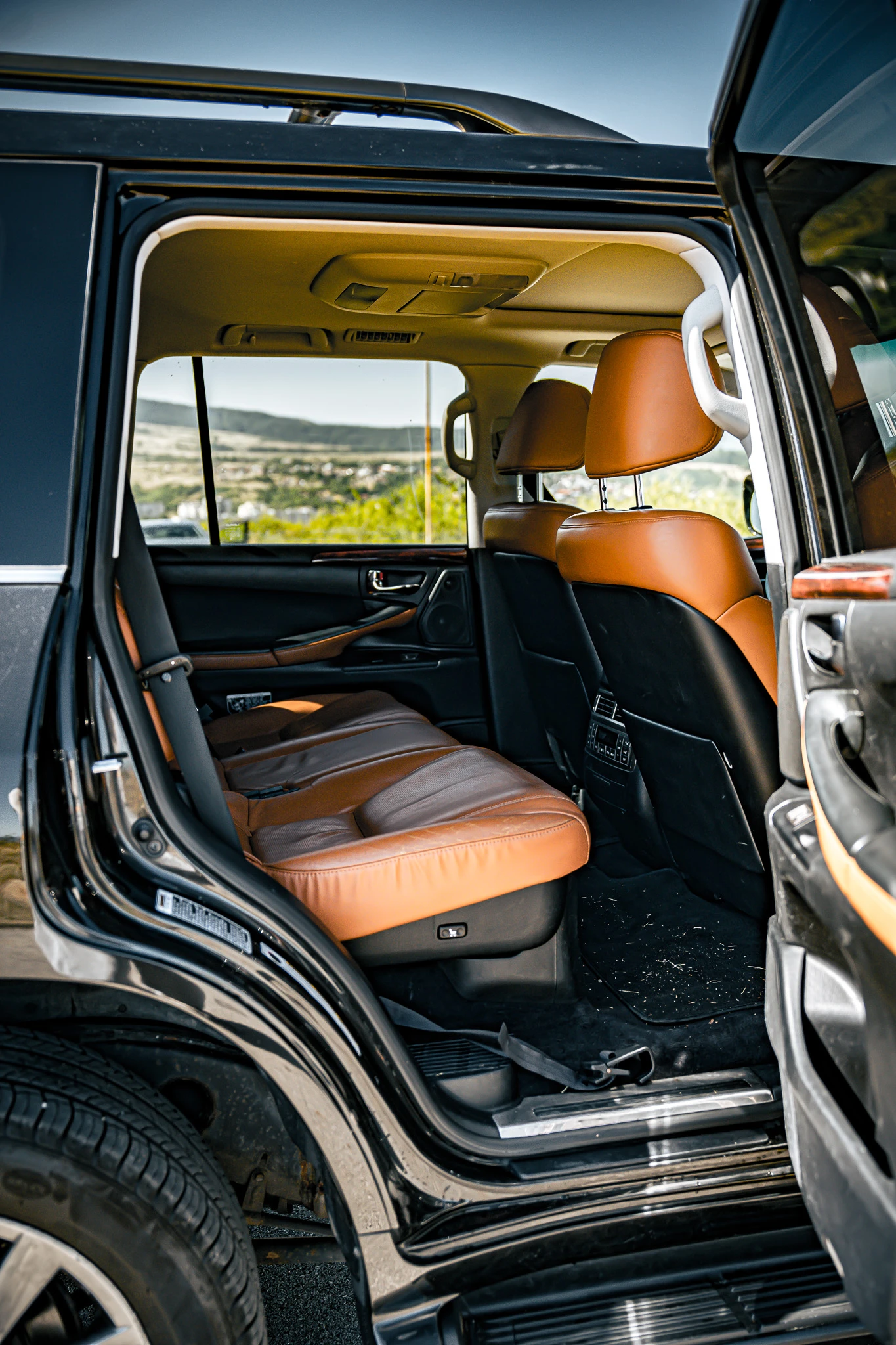 Lexus LX 570 V8 4x4, снимка 8 - Автомобили и джипове - 55598375