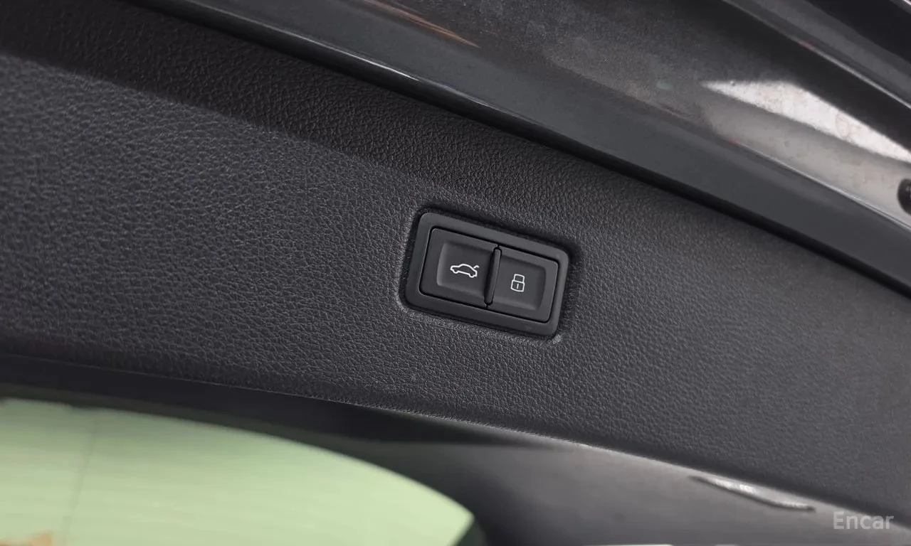 Audi Q7 / 45 TDI / ДИСТРОНИК / ОБДУХВАНЕ / ХЕД-ЪП / , снимка 17 - Автомобили и джипове - 56099474
