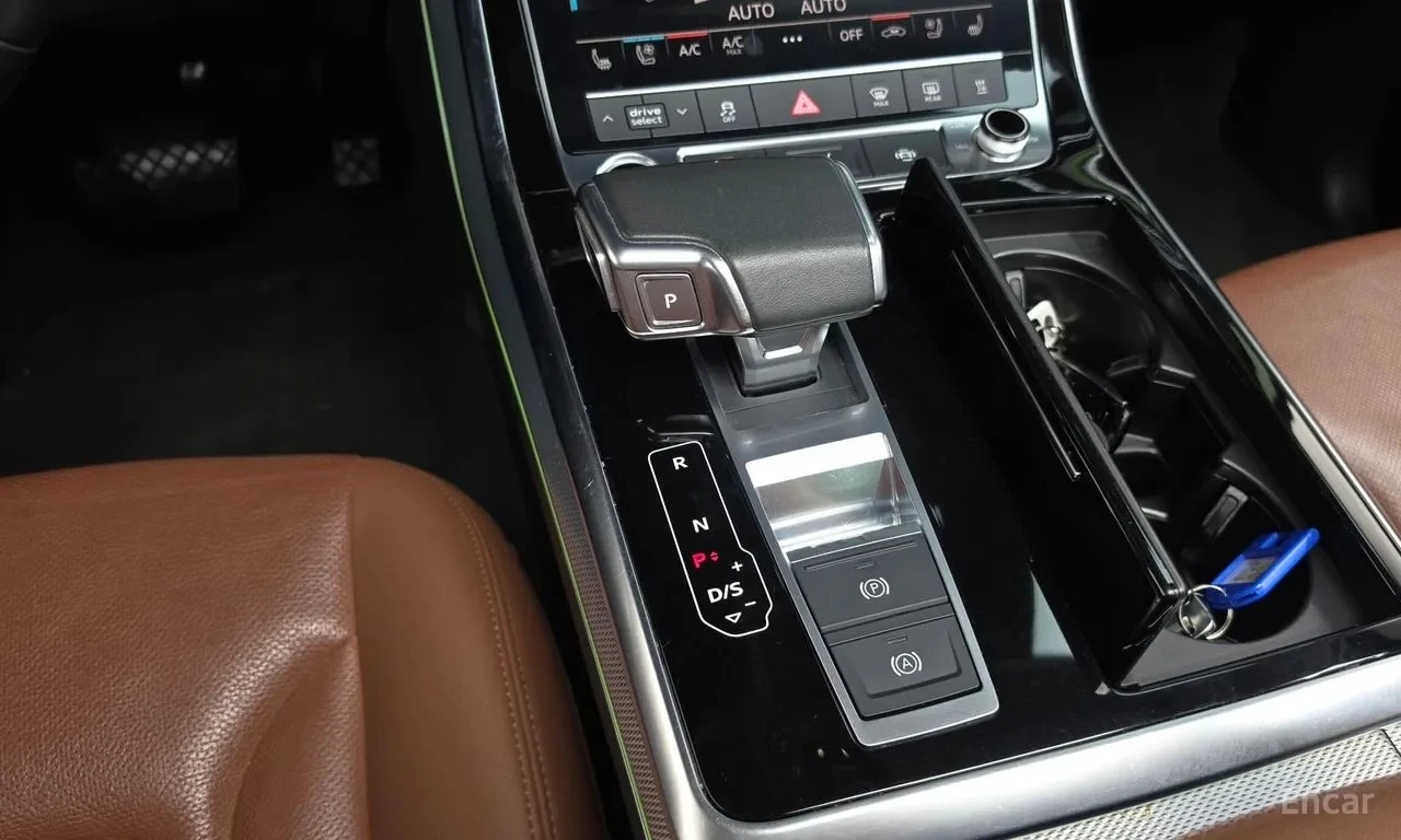 Audi Q7 / 45 TDI / ДИСТРОНИК / ОБДУХВАНЕ / ХЕД-ЪП / , снимка 9 - Автомобили и джипове - 56099474
