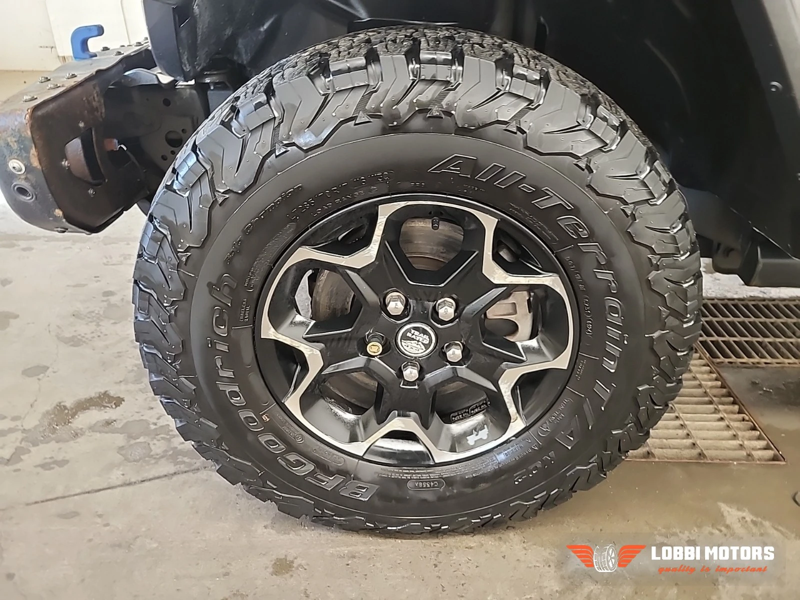 Jeep Wrangler, снимка 6 - Автомобили и джипове - 56295680