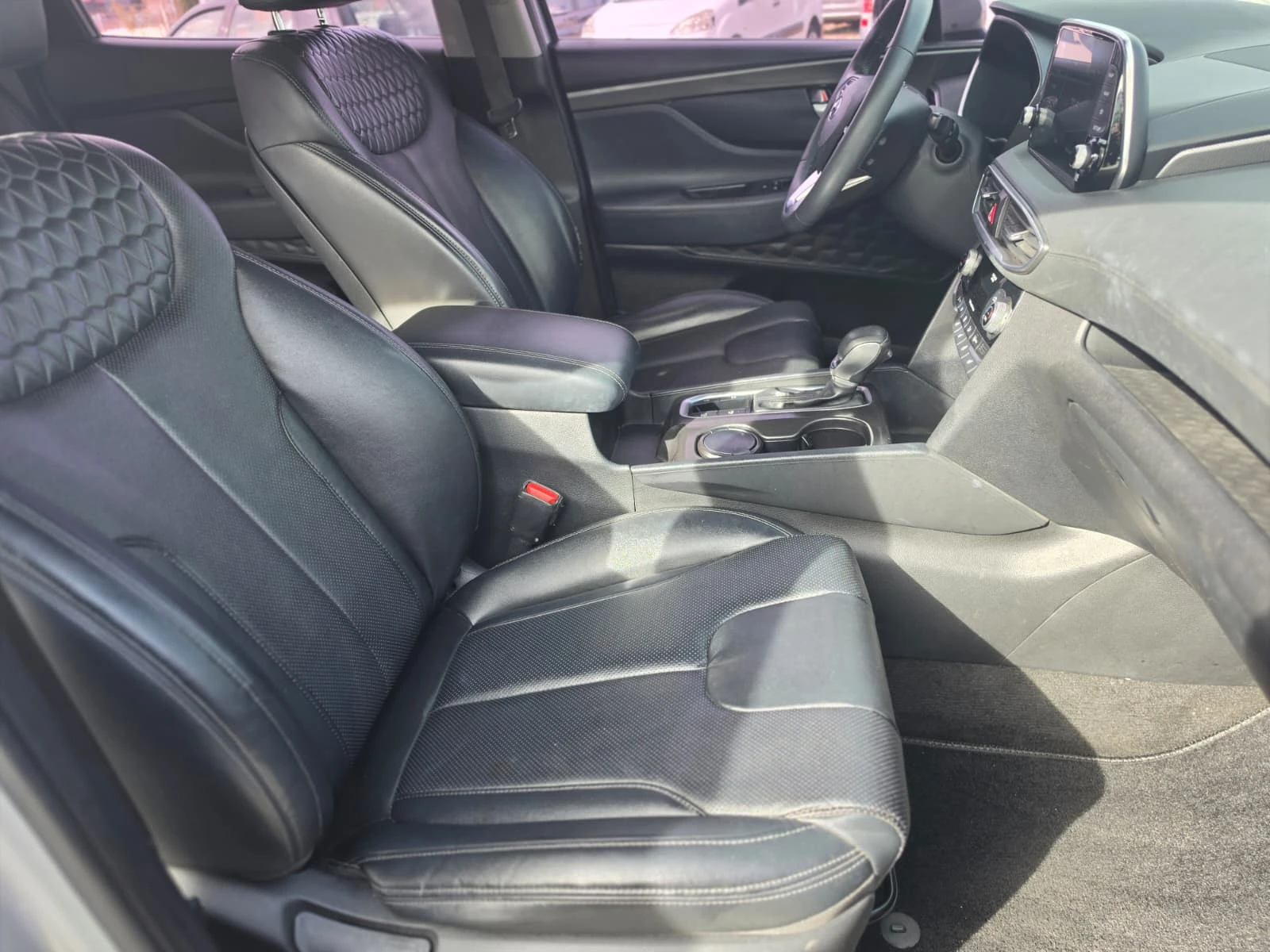 Hyundai Santa fe 2.0 2WD   2018, снимка 12 - Автомобили и джипове - 56719169