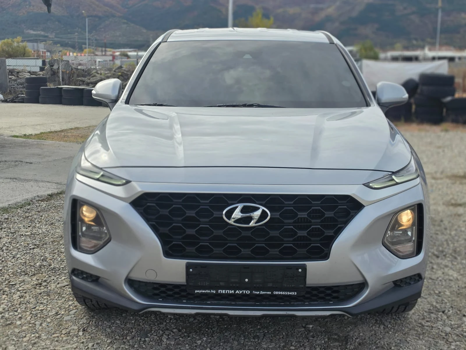 Hyundai Santa fe 2.0 2WD   2018, снимка 2 - Автомобили и джипове - 56719169