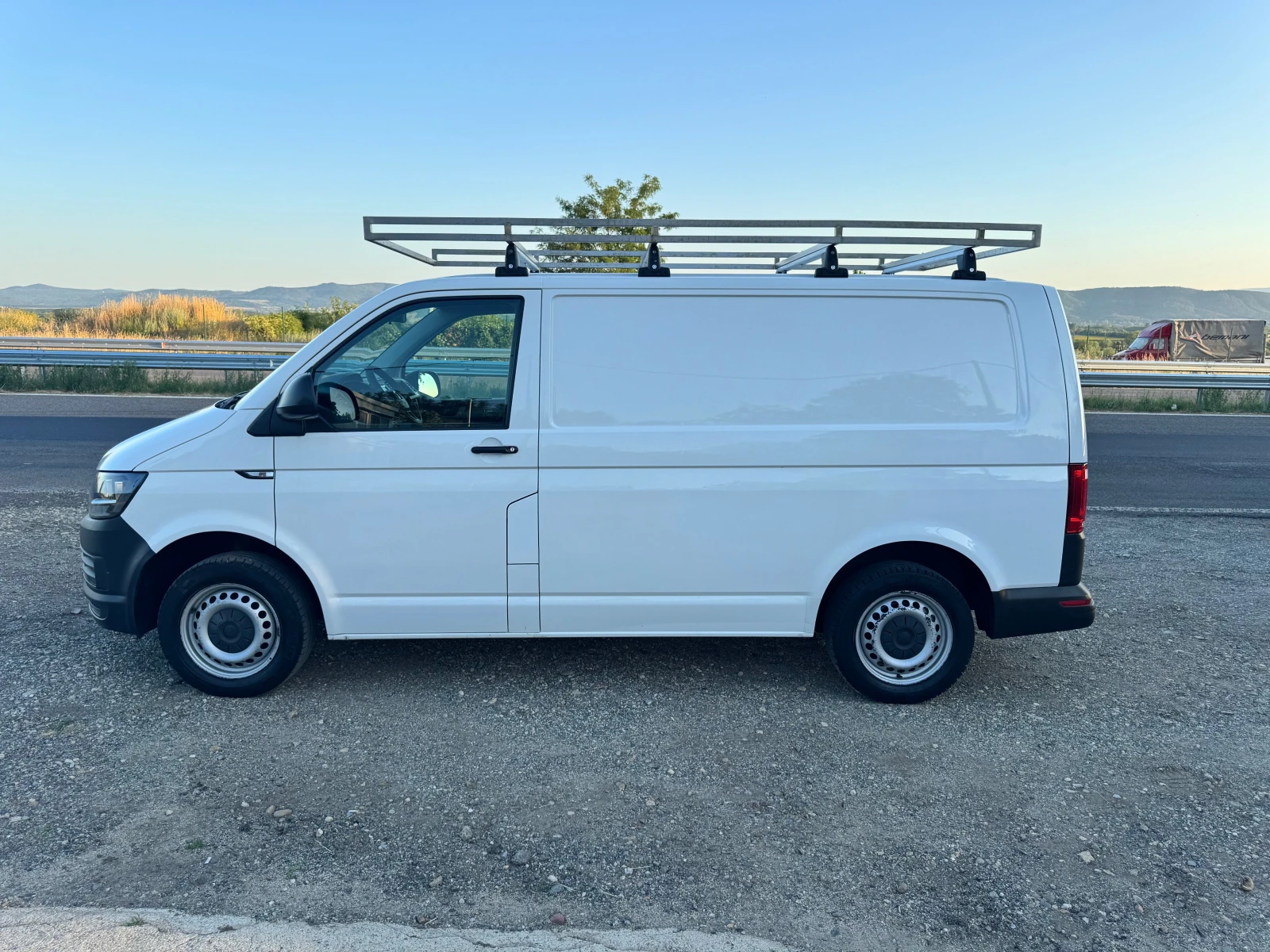 VW T6 2.0TDI 176100km.100% - изображение 10
