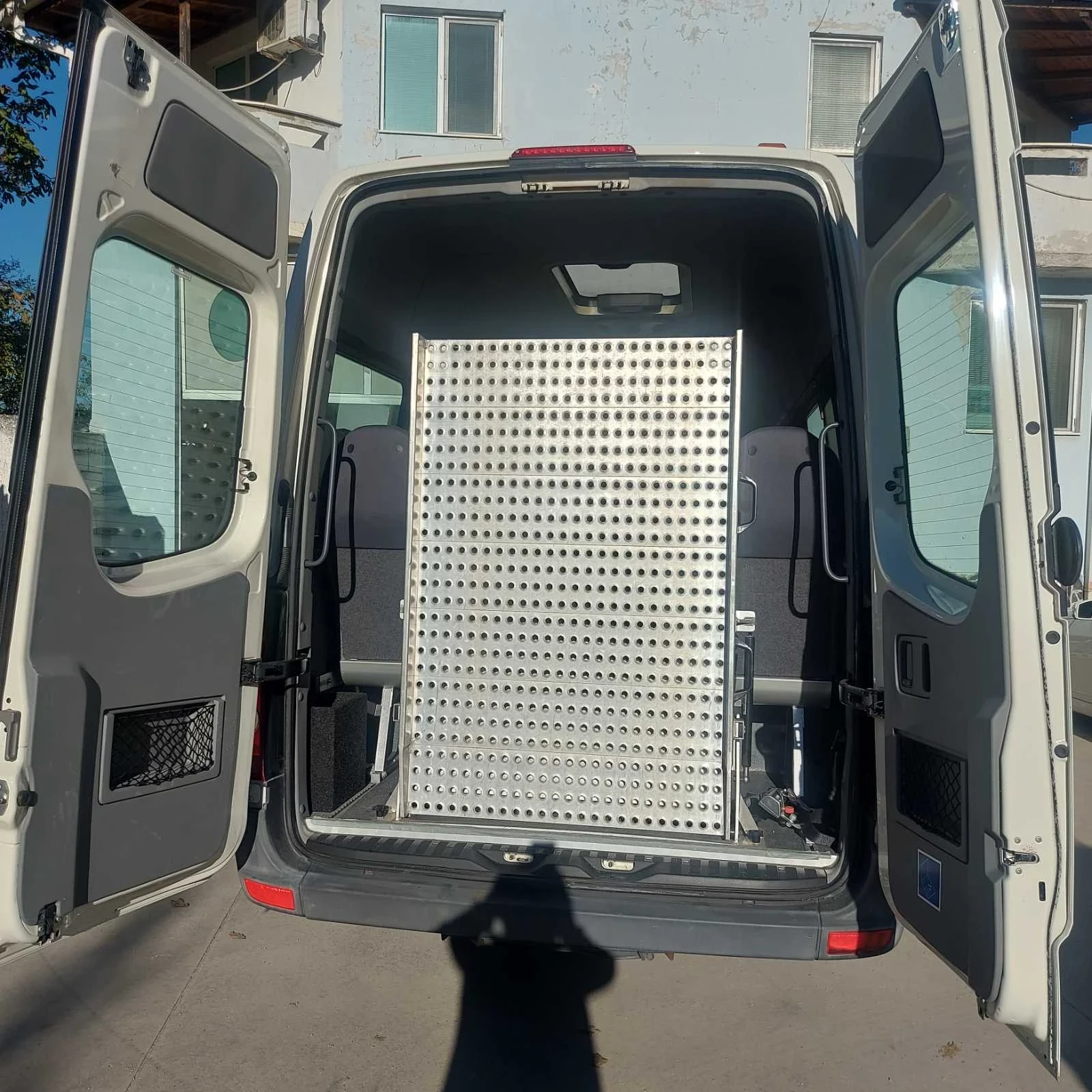 Mercedes-Benz Sprinter 17 места, РАМПА - изображение 10