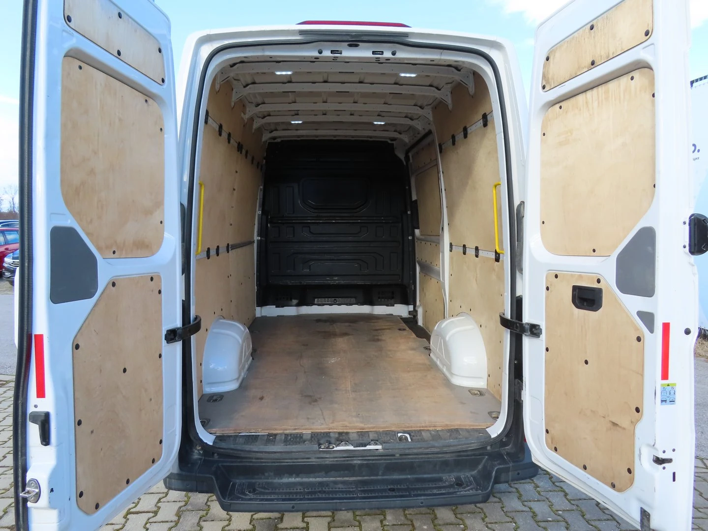 VW Crafter 35 Kasten M 11.3 m3 TDI ������ | Mobile.bg � ����������� 14