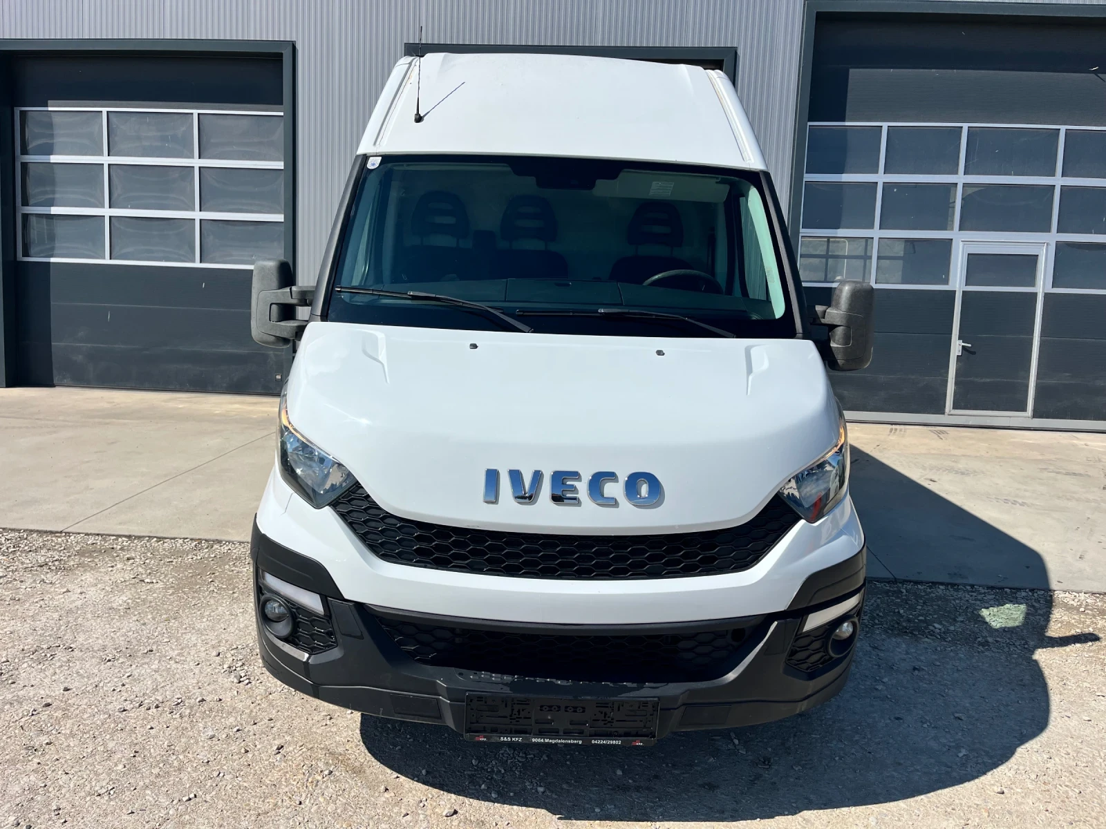 Iveco 35c13 239000 км