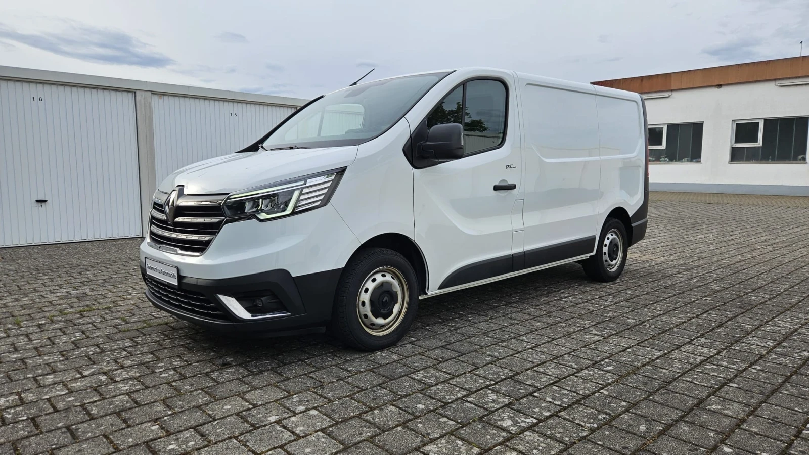Renault Trafic H1L1