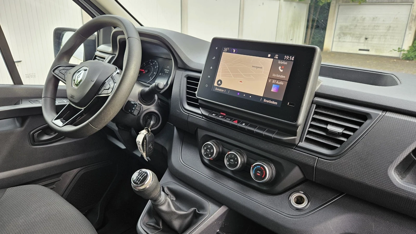 Renault Trafic H1L1, снимка 9 - Бусове и автобуси - 56299122